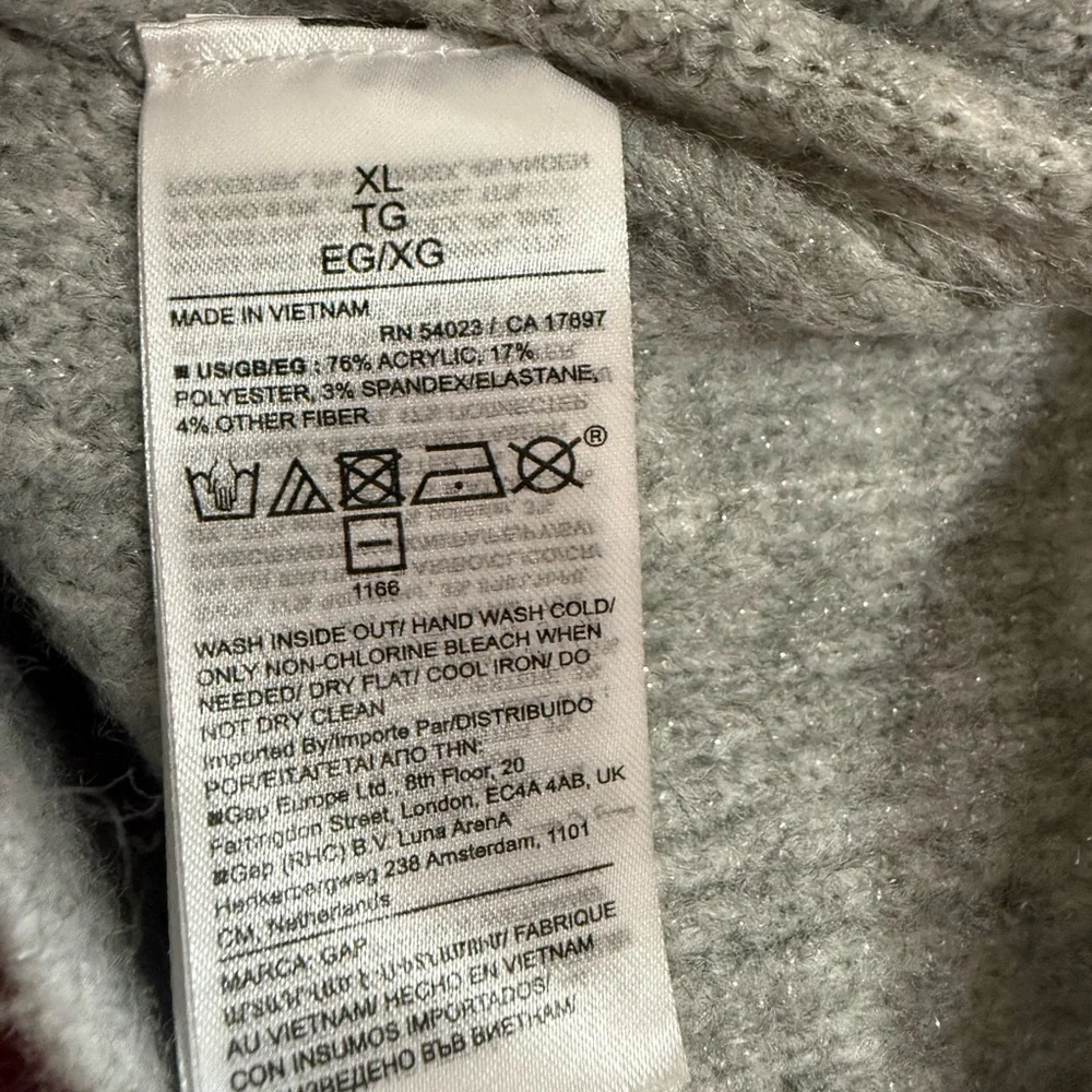 GAP Women's Gray Sweater - Picture 5 of 5